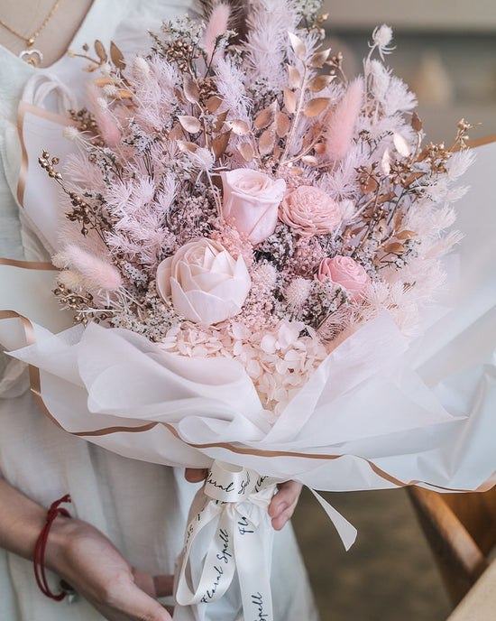Classy and Timeless Bouquet