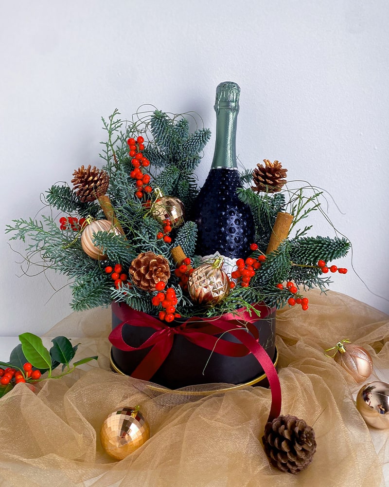 Christmas Champagne Gift Set - Pizzolato Brut Spumante Prosecco
